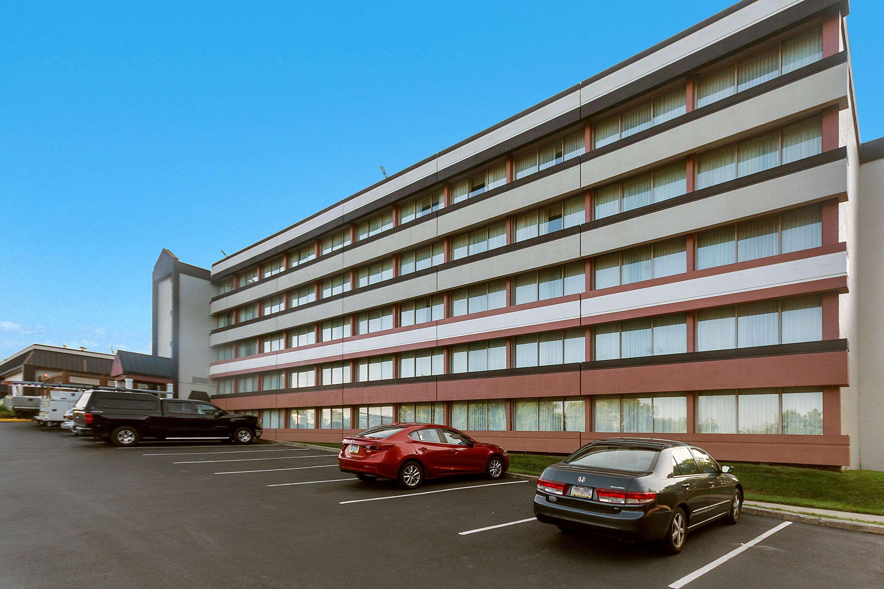 Exton Hotel And Conference Center Eksteriør bilde